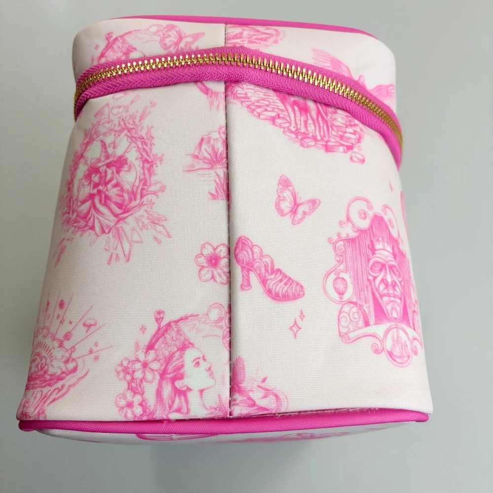 WICKED X Katie Kime Makeup Cosmetic Train Bag NWT HTF Pink Toile Glinda OZ - Picture 3 of 15